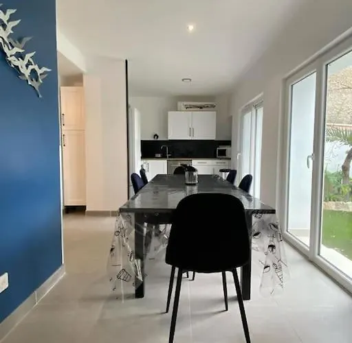 Rez De Jardin Vue Mer