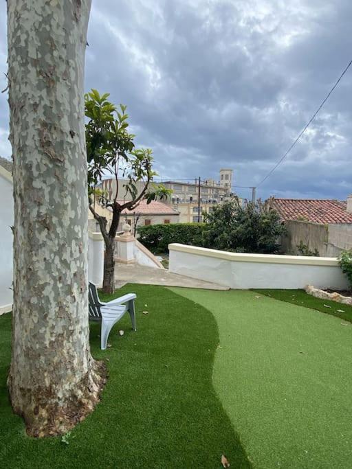 Apartment Rez De Jardin Vue Marseille